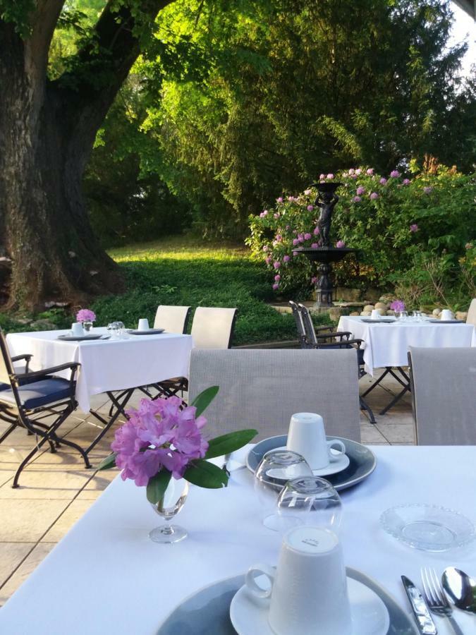 Auberge De "L'Hostellerie Le Saint Laurent" - Hotel Restaurant - Institut De "Bien Etre" Et Ses "Appart Hotel" Exteriör bild
